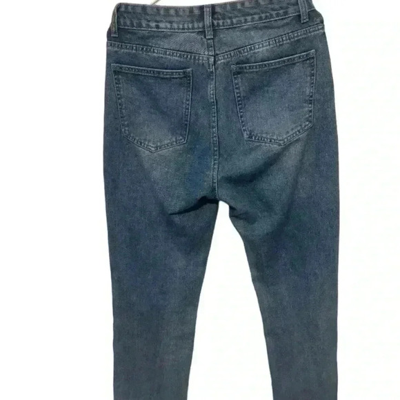 Pretty Little Thing Jeans - Picture 6 of 8